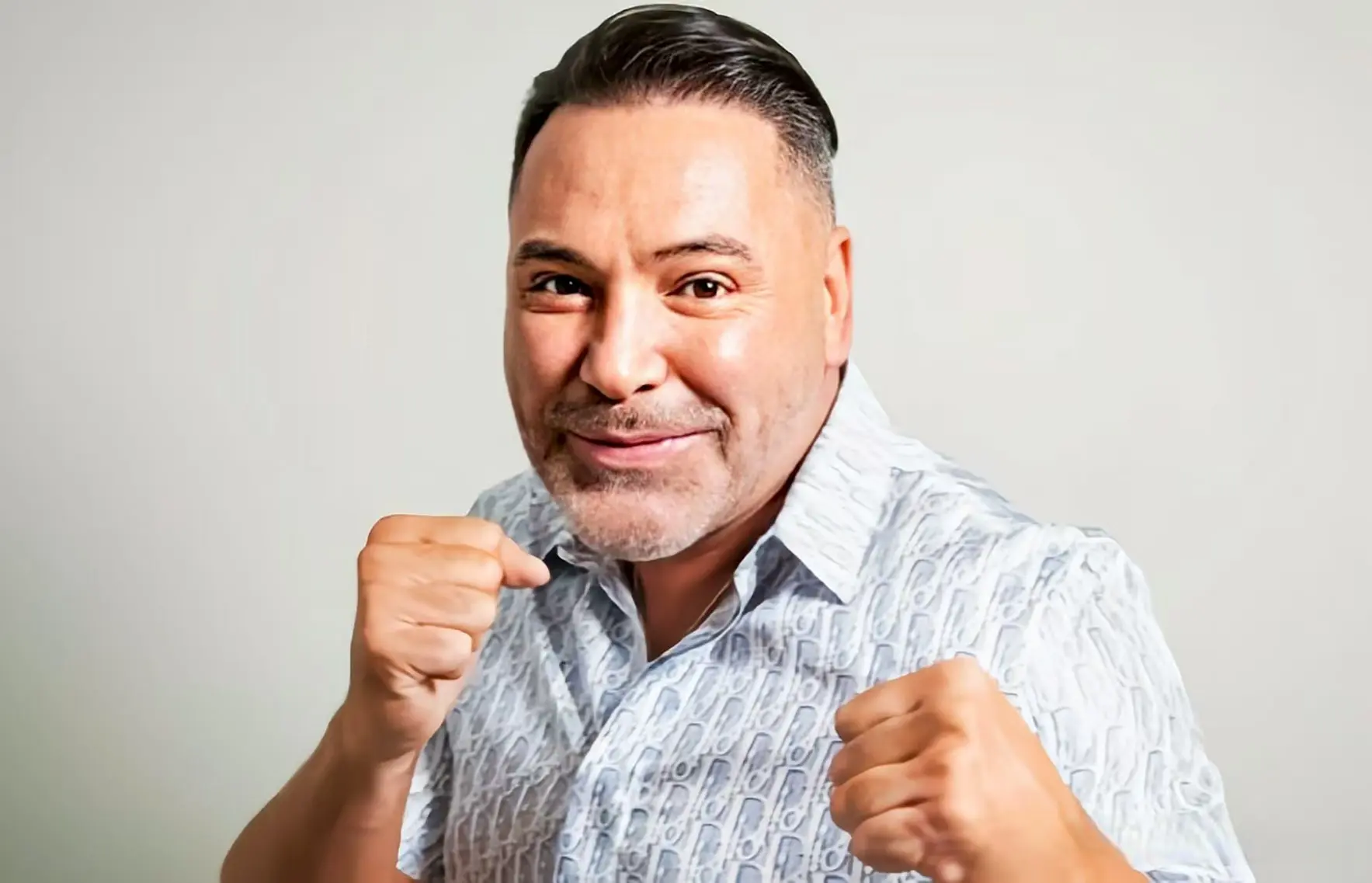 起初双方惺, 阿瓦雷兹会