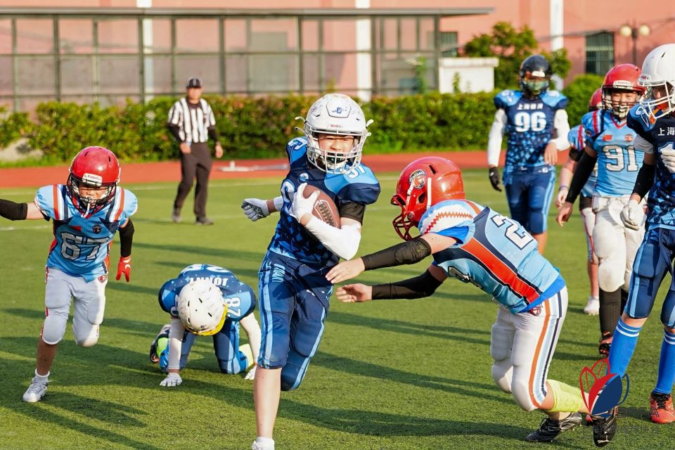 队成立于 队成立于