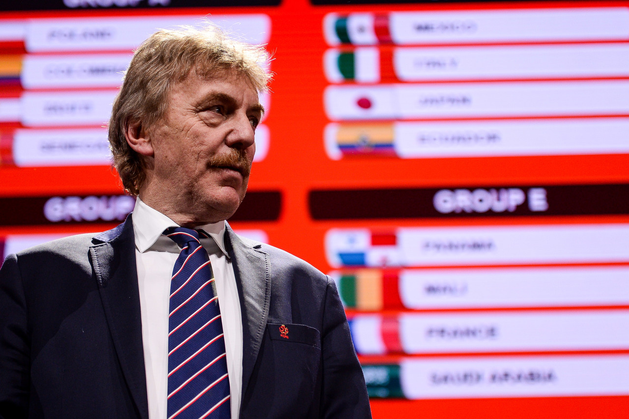 加斯佩里尼, 摆脱盯防, 球员或管理 加斯佩里尼, 摆脱盯防, 球员或管理